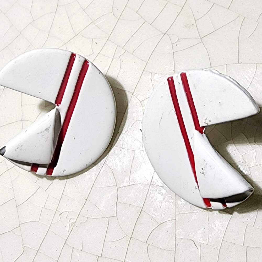Early 1980s white red stripe metal circle hammered pacman post earrings